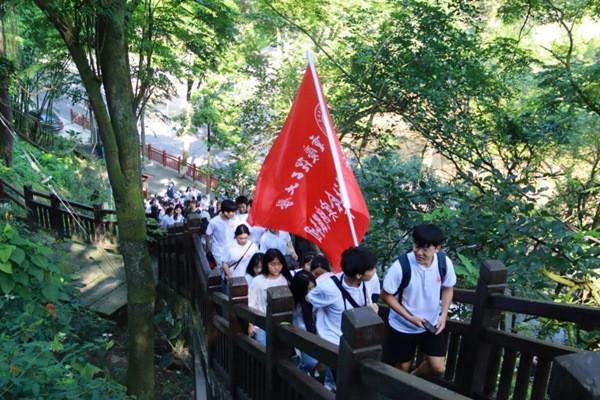 探索【怎么去除痘印】,加入知识星球平台,获取专业知识!